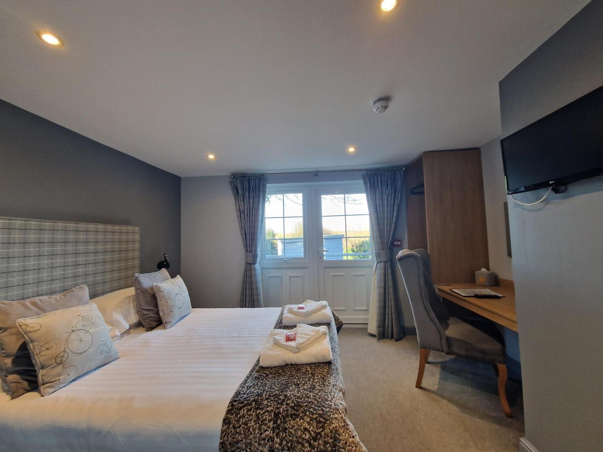 West LeakeThe Star住宿加早餐旅馆 外观 照片